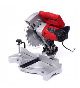 PIŁA UKOŚNICA Z METALOWĄ PODSTAWĄ-LASER 2200W/230V
